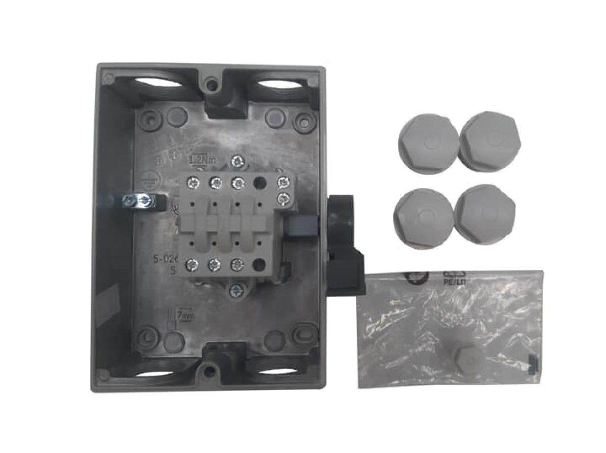 KSE340TPN Enclosed Switch Disconnector