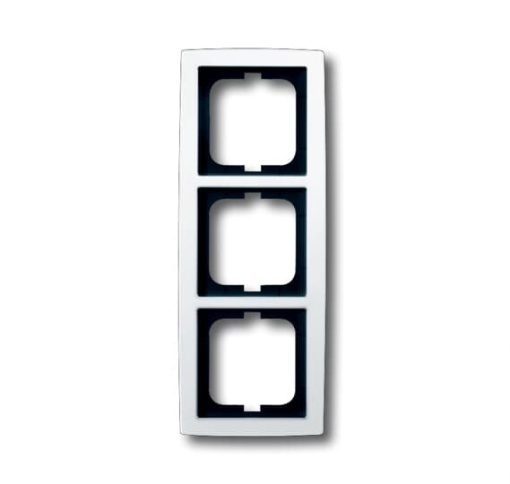 Cover frame 3-gang studio white - solo