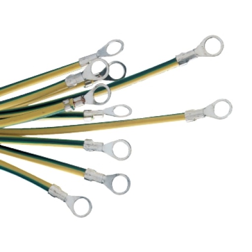 Earth leads section 25mm², length 220mm, eyelet hole 8,3mm. Packaging unit 10.