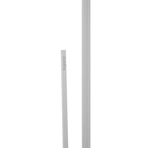 Perfil de acabamento XL³ 4000 - IP 30 - largura 725 mm - altura 2200 mm