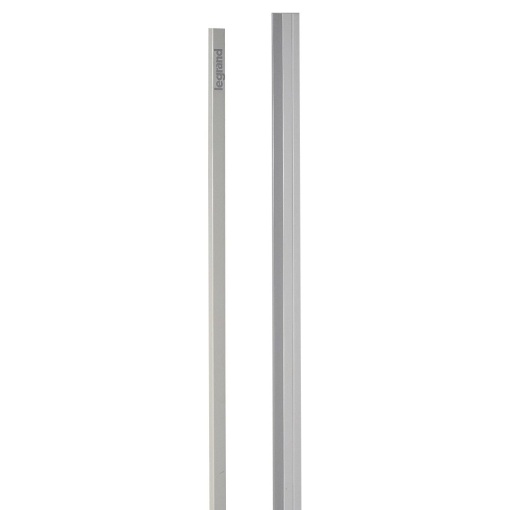 Perfil de acabamento para armário XL³ 6300 IP30 - 1300 x 2000 mm