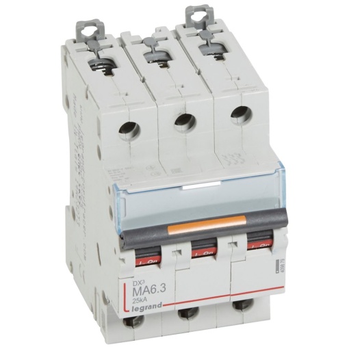 Disjuntores DX3 - 25kA - 3P - 230400 V - 6,3 A - curva MA - 3 módulos