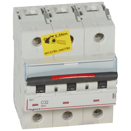 Disjuntores DX3 - 36kA - 3P - 400 V - 32 A - curva C - 4,5 módulos