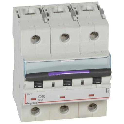 Disjuntores DX3 - 50kA - 3P - 400 V - 40 A - curva C - 4,5 módulos