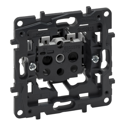 Niloé Step - Tomada 2P - 16 A - 250 V - Ligadores automáticos