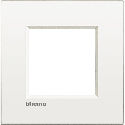 LL AIR-QUADRO 2MD PURE WHITE