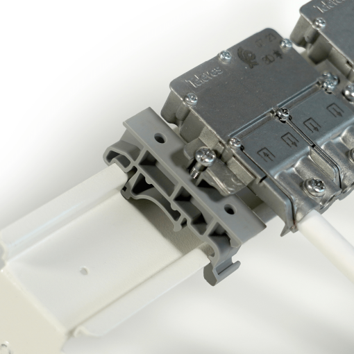 EasyF 4W Splitter 5...2400 MHz 9 dB7.5 dB