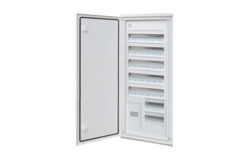 QUADRO DE DISTRIBUIÇÃO MONTAGEM EMBUTIDA IP54 PORTA OPACA 7 FILAS 103 MÓDULOS  