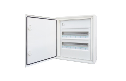 QUADRO DE DISTRIBUIÇÃO MONTAGEM SALIENTE IP54 PORTA OPACA 2 FILAS 34 MÓDULOS BRA