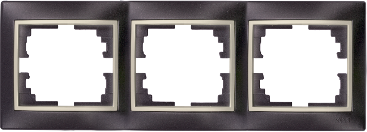 Quadro horizontal para 3 elementos. Moldura preta e aro pérola.