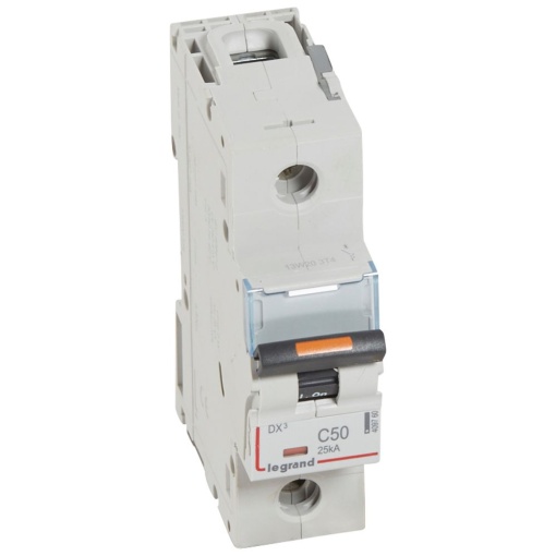 Disjuntores DX3 - 25kA - 1P - 230400 V - 50 A - curva C - 1,5 módulo