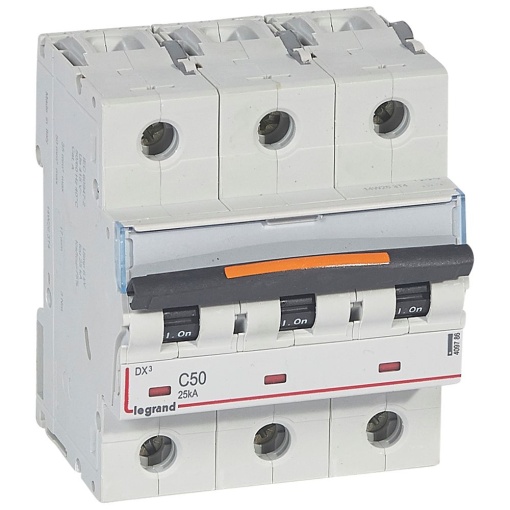 Disjuntores DX3 - 25kA - 3P - 400 V - 50 A - curva C - 4,5 módulos