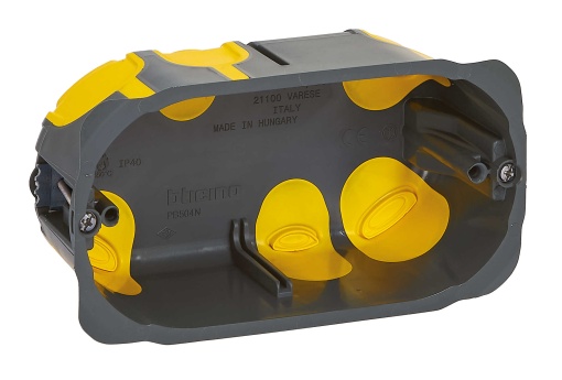 Caixa de encastrar, para paredes ocas - 4 módulos